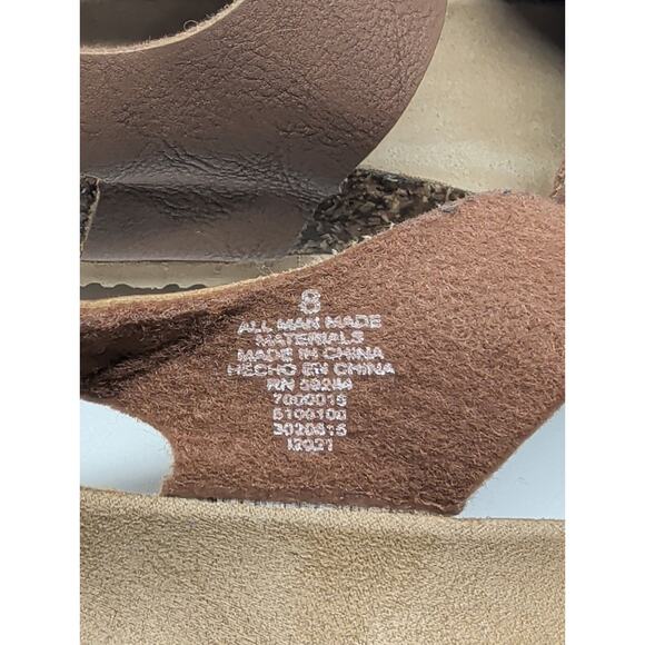 Sandals Place Faux Leather Brown with Buckle Toddler size 8 - Picture 4 of 4